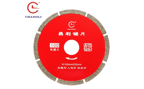 優(yōu)質(zhì)的微晶石鋸片切割的無孔微晶石在安裝時應該注意什么呢？